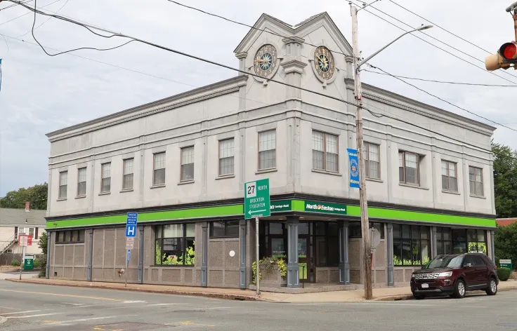 Whitman Washington St. Banking Center building exterior